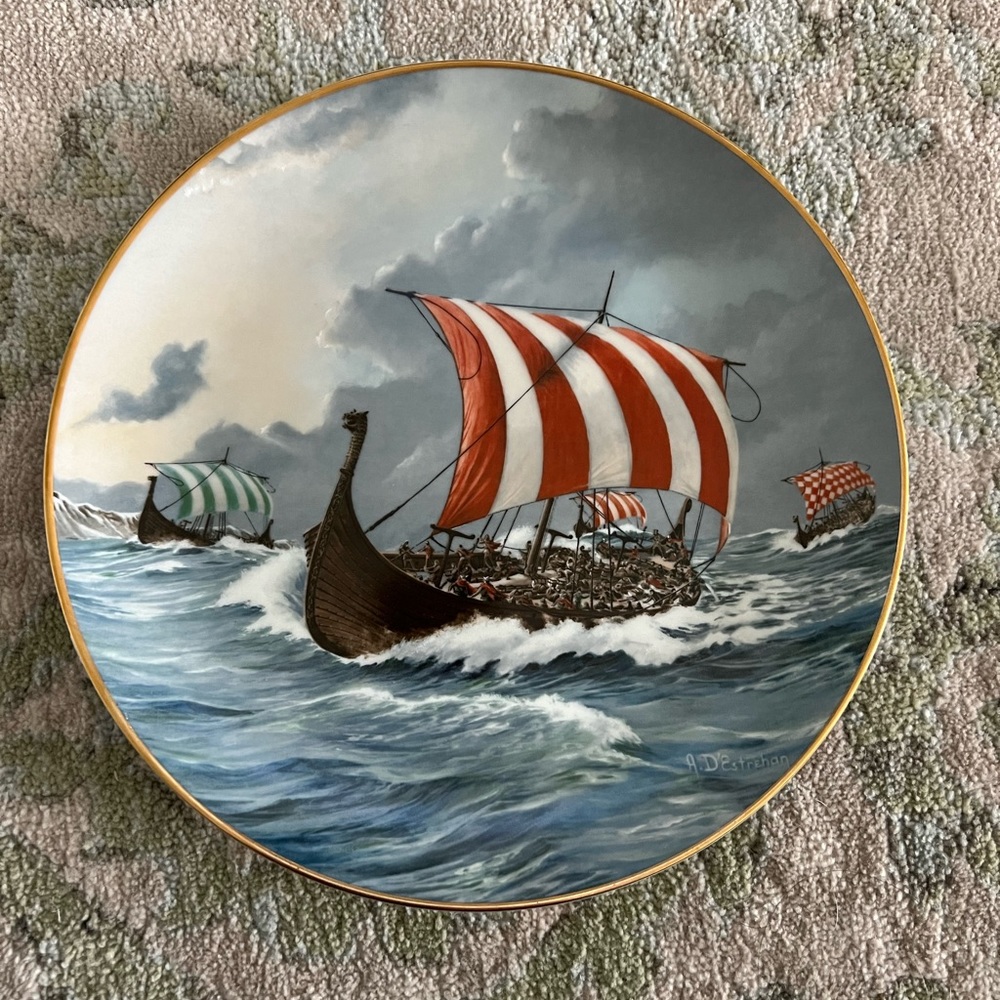 Limited edition Royal Cornwall historic ship plate with no chips or cracks.